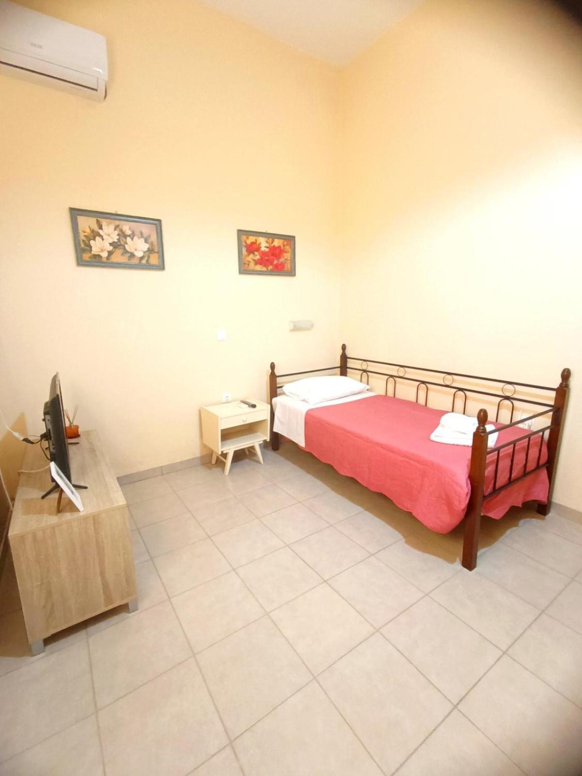 Chris Apartments Corfu Corfu  Екстериор снимка